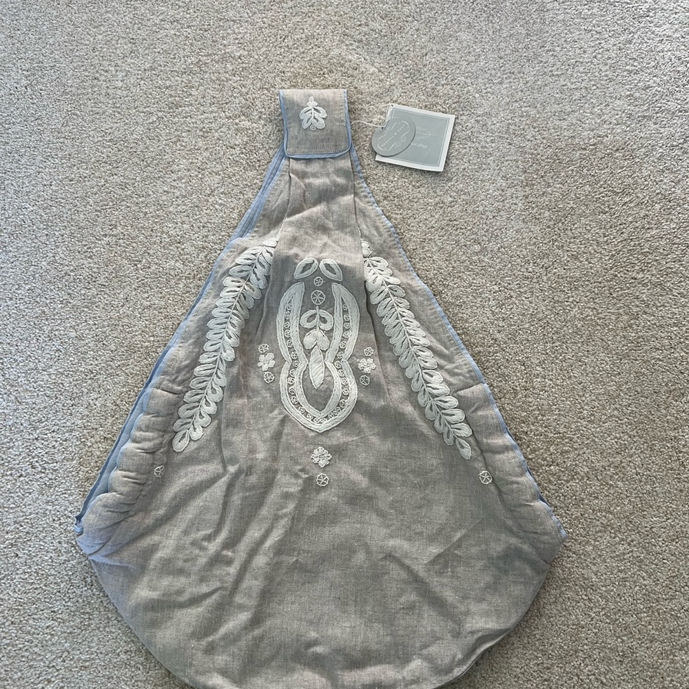 NWT Serena & Lily Market Sling